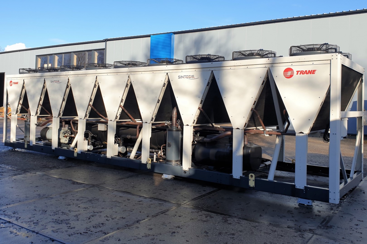 Trane RTAF 280 XE SN air cooled chiller HOS BV